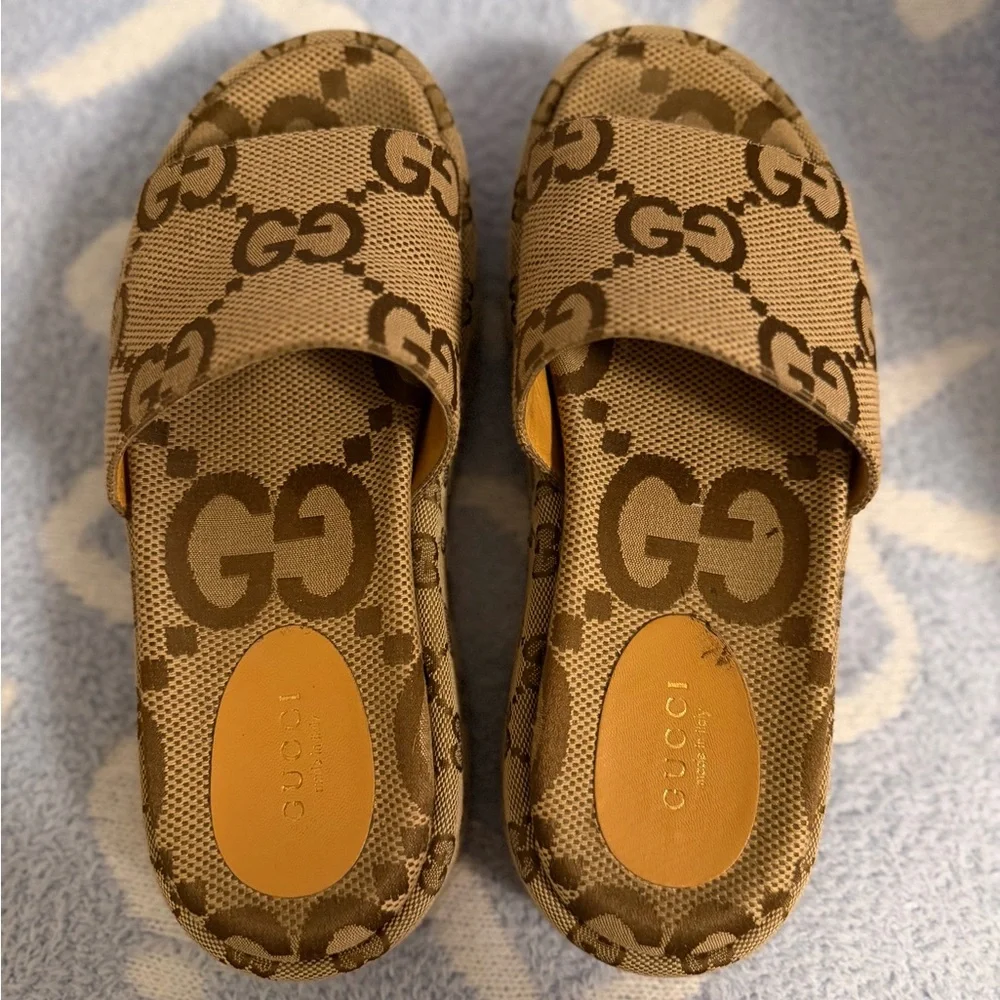 Gucci Angelina Logo Jumbo GG Platform Slides - Picture 2 of 5